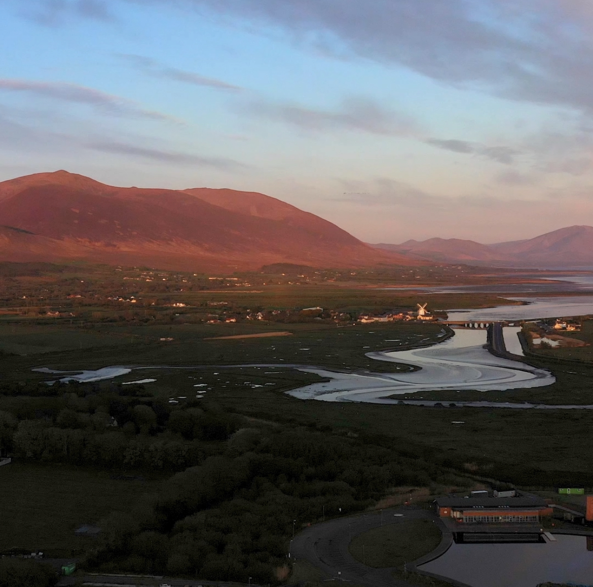 Happy Friday!
Weekend vibes in Tralee are simply unbeatable! Dive into the charm of this town and let your adventures unfold. 🌟 #visittralee #tralee #discoverkerry #kerry #traleetoday #traleemylove #traleebay #lovetralee #traleetownpark #discoverireland #wildatlanticway