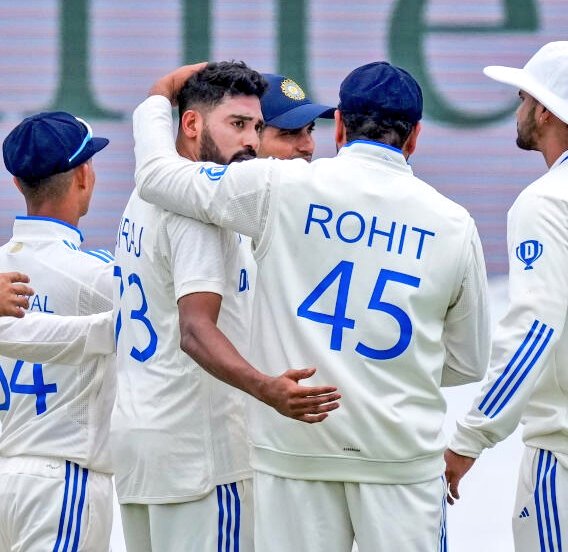 SystummOTT's tweet photo. Appreciation tweet for Captain Rohit Sharma. South Africa is all out at 55 ! 🔥 https://t.co/wq9zP9azA2