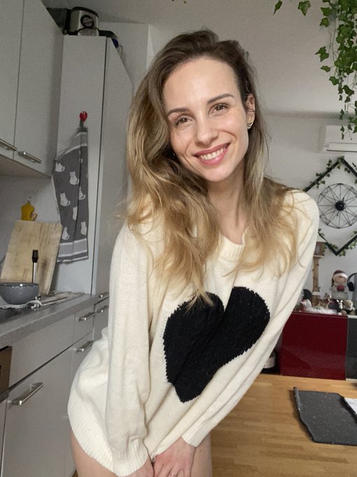 NEUE AUKTIONEN auf https://t.co/kWUjpwChwN online 😍 hol dir dein Tragvideo dazu! https://t.co/vSSn2P<a href="/tag/freeclip"class="tags"><span>#freeclip</span></a>