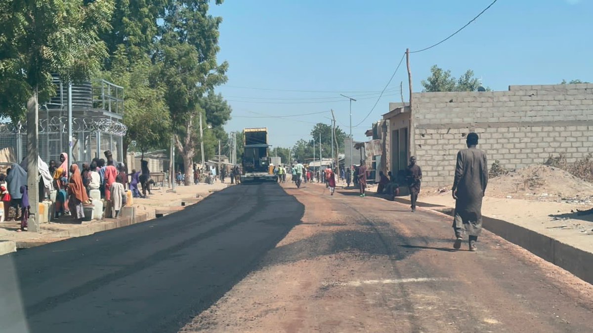 M_M_UMAR's tweet photo. 10.5km road and drainage at Bolori 2 ward Zajeri, Bayan Texco, Bulabulin, and Ngrannam communities'.

Bolorill Youth Development Association #BYDA And the good people of Bolori ll ward have shown their warmest appreciation to...

https://t.co/vhYWlJjQIZ

@Isa_Gusau2023 @bundi58 https://t.co/bSWMQlsba4