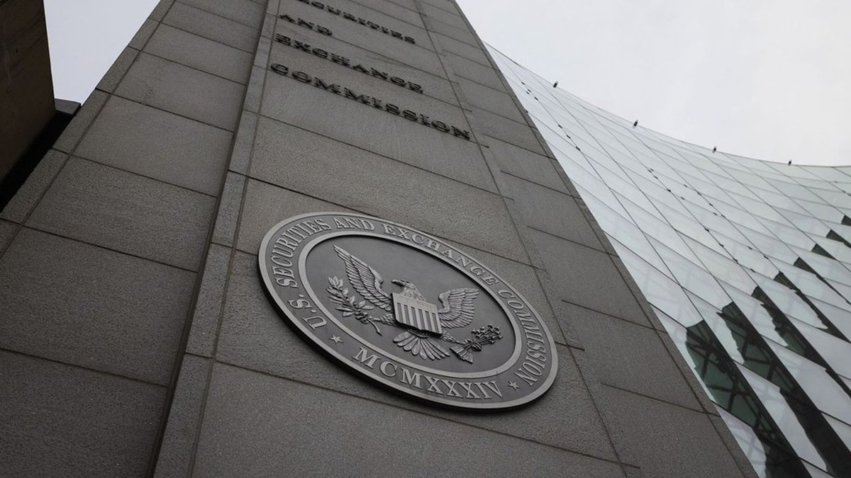 Nittido_Crypto's tweet photo. 🇺🇸 #Matripox predicted that the SEC would reject spot #BitcoinETF in January 📷📷
#cryptocurrency #Bitcoin https://t.co/KIjSyfkWKF