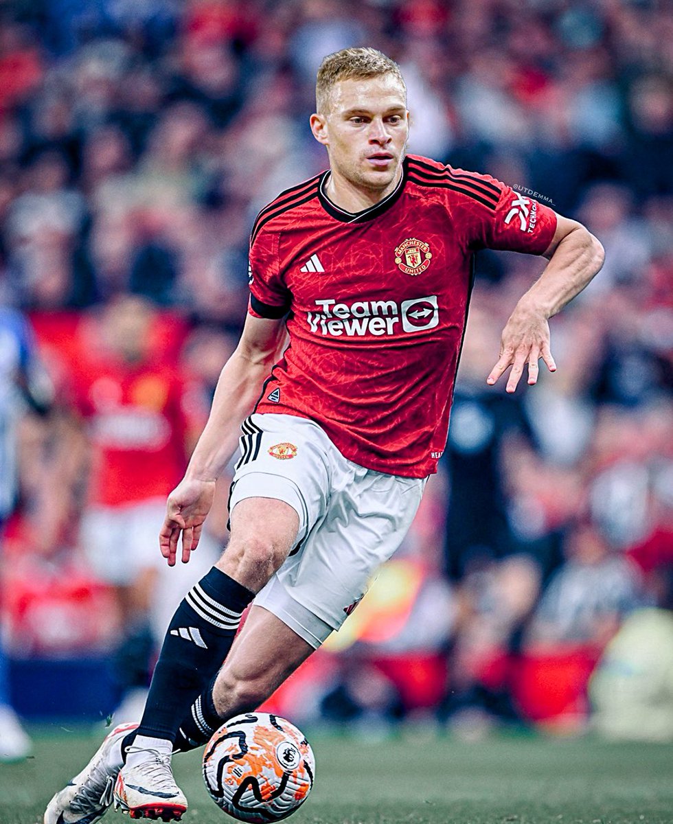 Red Devil Redemption tweet media
