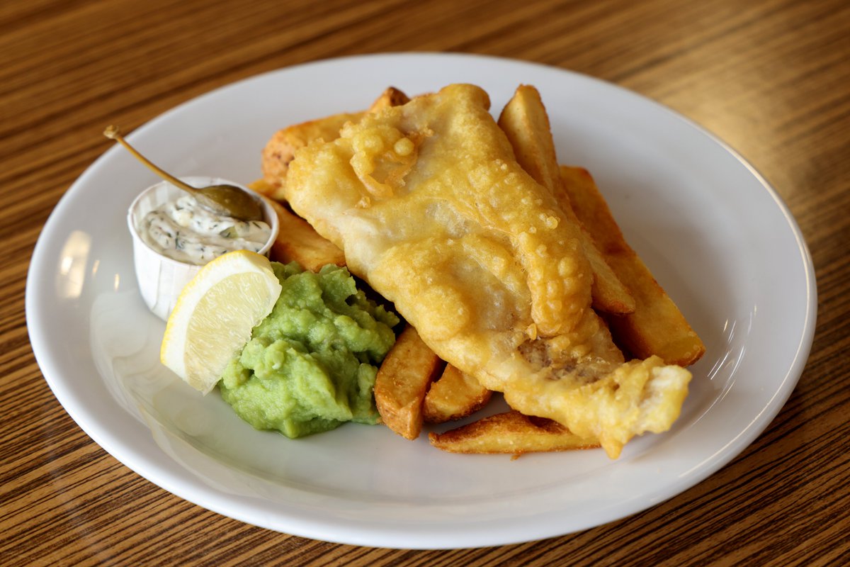 It's a new year and that means a mouth-watering new menu here at #StarBistro! Seasonal, locally sourced and of course absolutely delicious, the menu features student-inspired dishes and cosy winter warmers. Book your table today: starbistro.org