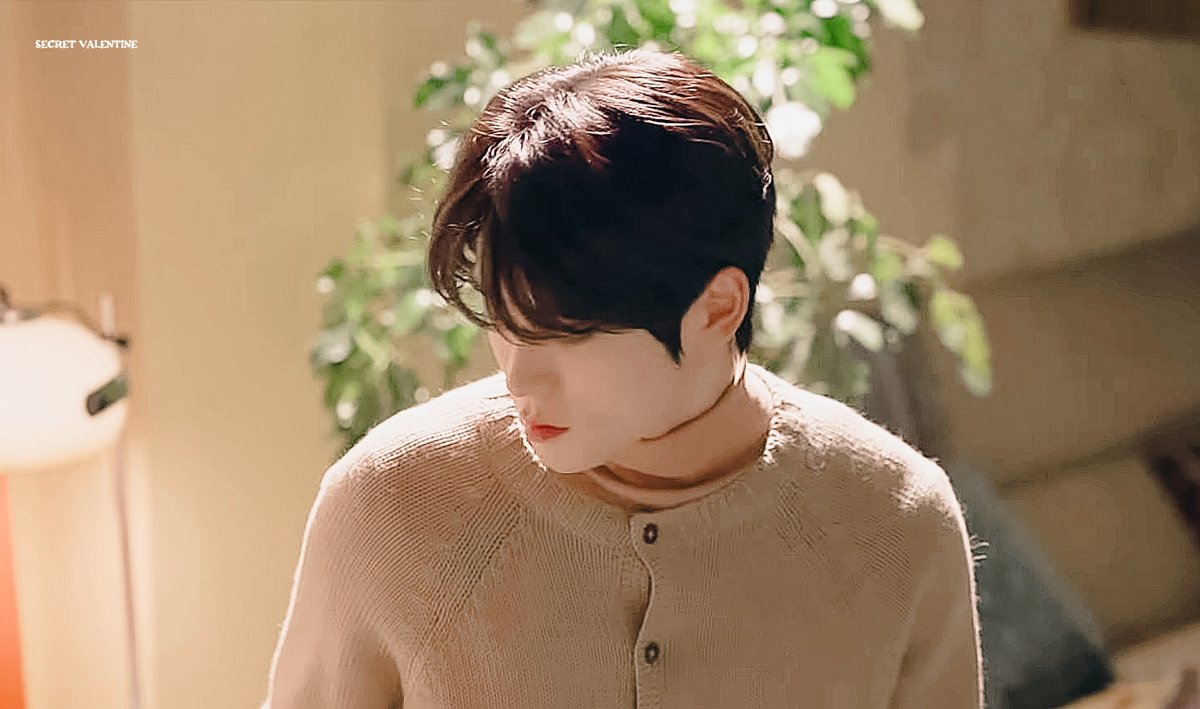 ScValentine214's tweet photo. Be There For Me Jacket &amp; MV Behind the Scenes
🍑 https://t.co/rqth3vCckU

#재현 #JAEHYUN https://t.co/dGguyH6xID