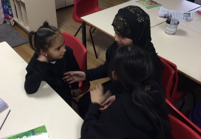 ECS_Keighley's tweet photo. Year 5 have been developing active listening skills in PHSCE today - lots of role play to help us understand what good listening looks like and why it's beneficial! #PHSCE #Drama #Listening #CommunicationIsKey https://t.co/5POcyau2Z0