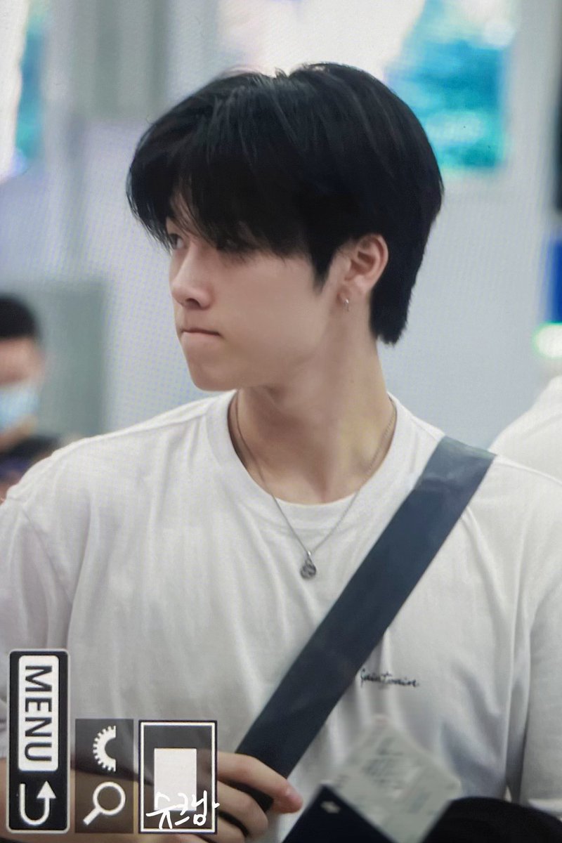 Shucream626's tweet photo. 240104 BKK

#XdinaryHeroes #엑스디너리히어로즈
#Jungsu #정수 https://t.co/NQ5jmYSzwp