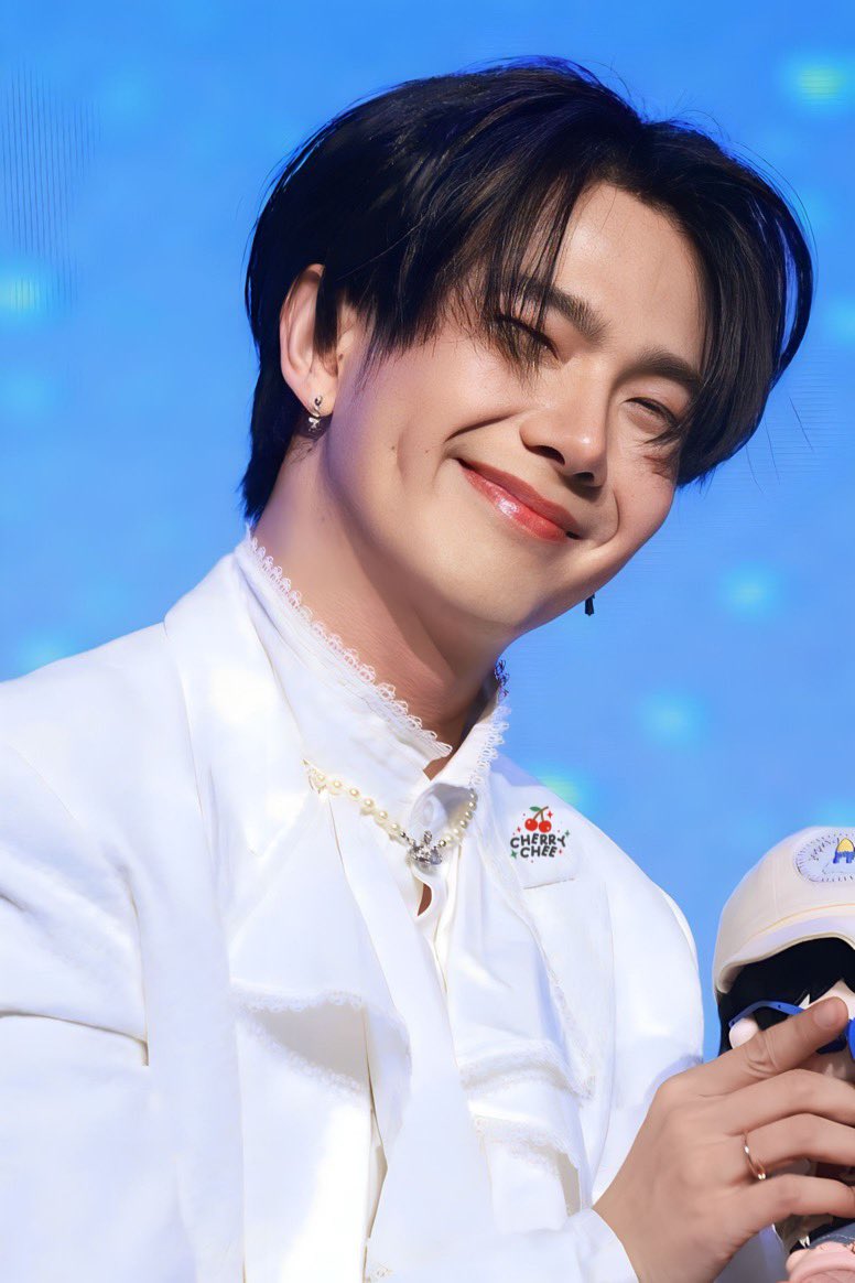 ✨STARLIGHTAWARDS | 04.01.2024 ✨

2023 The Most Influential Thai Actors

I vote #BuildJakapan 

 🎯300RT = 300 Tickets

RT/QRT this post to claim tickets 

Don't forget to vote and share daily 😉
  
🔗starlightawards.asia/?sid=aeh5aj23

Ctto

#STARLIGHTAWARDS #STARLIGHT2023XBuildJakapan