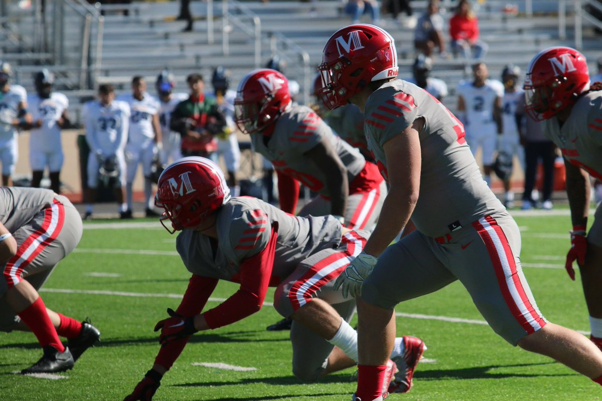 Hwilkinsoniii's tweet photo. I’m extremely blessed and honoured to announce that I’ve received my first offer from McPherson College (D2) 🔴⚪️ @MACBulldogsFB @CoachJFisc  @GoMHSMules @GoMHSMules https://t.co/1gktDgGTbQ