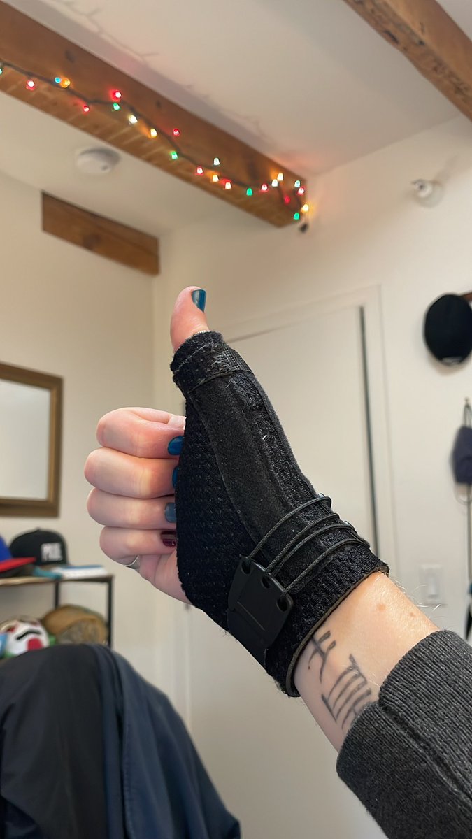 fuzzmond's tweet image. 