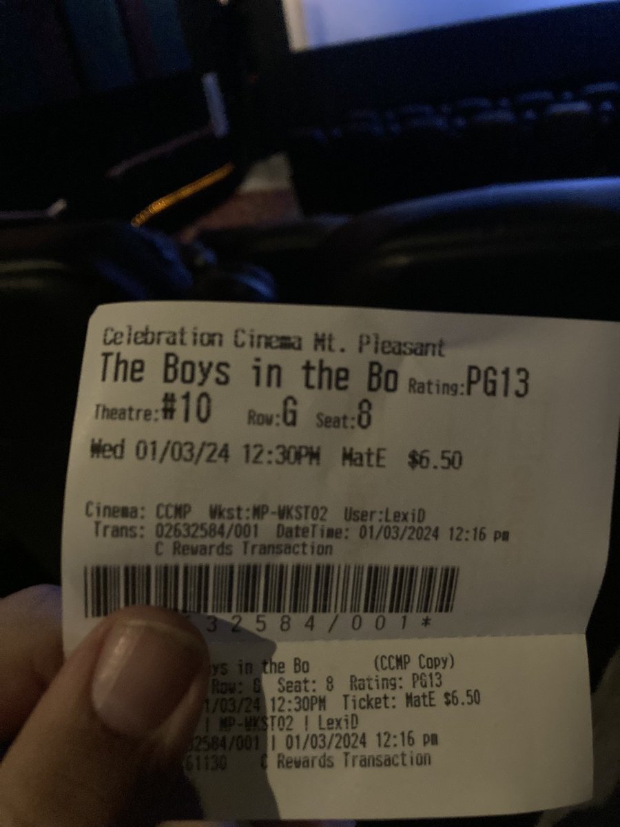 loudboy30's tweet photo. Rating later #TheBoysInTheBoat #GeorgeClooney #JoelEdgerton #CallumTurner #JackMulhern #SamStrike #JoeRantz #AlUlbrickson @CelebrationCnma https://t.co/4q5oufTXfG