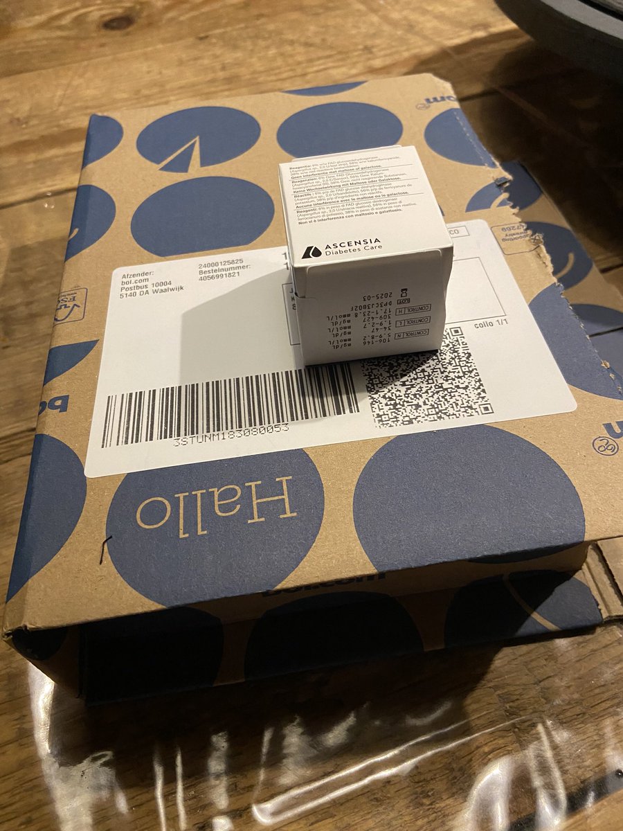 AJOude's tweet photo. Kon dit niet iets milieuvriendelijker verpakt worden @bol_com? https://t.co/13LdumSrpy