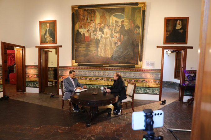 mippci_ven's tweet photo. 📢¡𝐀𝐬í 𝐥𝐨 𝐃𝐢𝐣𝐨!🇻🇪
Pdte. @NicolasMaduro : En el 2024 el pueblo de Venezuela le va a dar una lección a los imperios, a la derecha oligárquica, a los extremistas que no olvidarán durante décadas. Las fuerzas populares y todo nuestro país se prepara para una gran victoria. https://t.co/2UBHA2Px4z