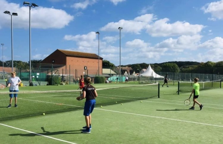 Our Jan to Easter Junior Tennis Groups start back from nxt Mon 8th Jan

Full details of our groups can be found below 👇

Anyone keen to try any of the sessions can do so for FREE

Message our Head Coach Andy if you would like any more details or info

See you on court 🎾🎾