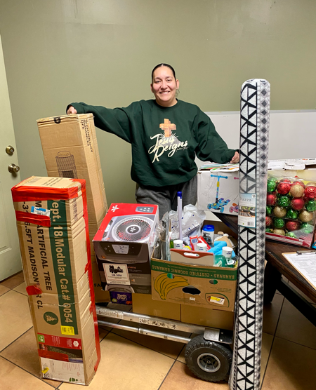 Emanada is a single mom of 5 kids. She wasn’t sure if she was going to be able to find a Christmas tree for her kids. She was so overjoyed when we gave her a Christmas tree, toys, and diapers. This was such a blessing to her and her family!