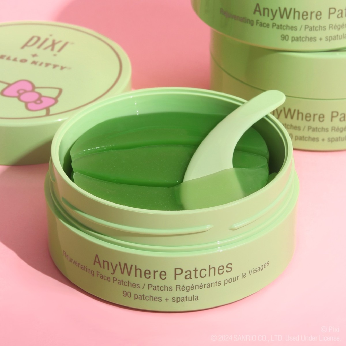 PIXIBeauty's tweet photo. Bring these hydrating patches with you for #PixiPerfect nourishment! β¨Infused with Peptides, Ceramide NP and Camellia Flower, Anywhere Patches were created by Petra with our friend @HelloKitty in mind, designed to replenish fast wherever you are!
#PixiBeauty #BowMeetsGlow https://t.co/ZKwsxEAj0w