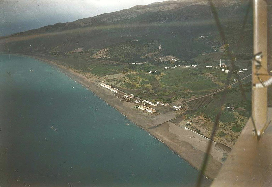 Castelldefels quan encara era un poblet de pescadors, el 1929.  

📸Josep Badosa