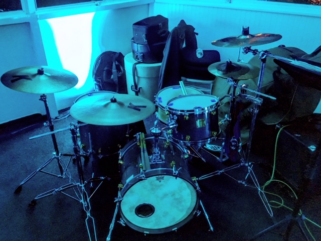 SnareOne's tweet photo. Drum Tech https://t.co/40h0zHPYdF #drumtech #drumtuning #drum #drums #drummer #drumming https://t.co/FR1l0ounP9
