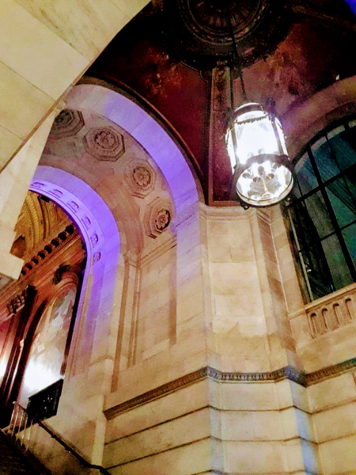 pinkprincessin1's tweet photo. A day at one of my happy places, the New York Public Library @nypl.
Have some art and culture research to do and no better place to do it than here.
Good time to tuck into some books and archives ๐.
#fromnewyorkwithlove
#onlyinnewyork
#nycarchitecture
#nyclibraries #nypl https://t.co/YMGeaWCtEy