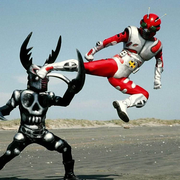 Kamen Rider ZX contra Jigoku-Roid. 40 anos de Birth of the 10th