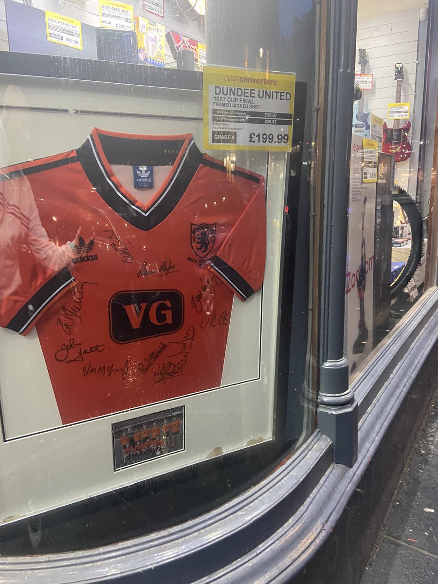 Spotted this in Whitehall. #dundeeunited