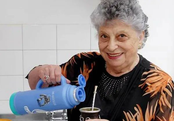 CgtParo's tweet photo. ¿Qué pasa cumpa Lacha? ¿No le gustan los precios de las naftas de TUGO?

Camine, señor, camine! https://t.co/7GFoQIib6H
