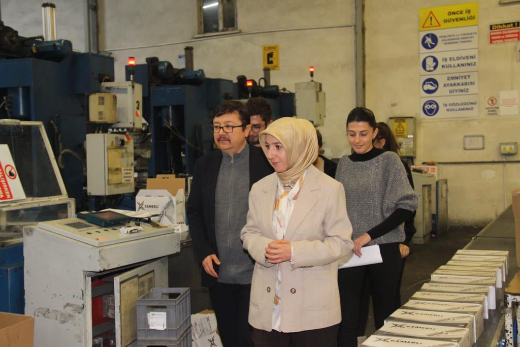 İşkur müdürümüz  Ayşe Ak hanımefendi bizi ve tesislerimizi ziyaret ettiler, şeref verdiler.