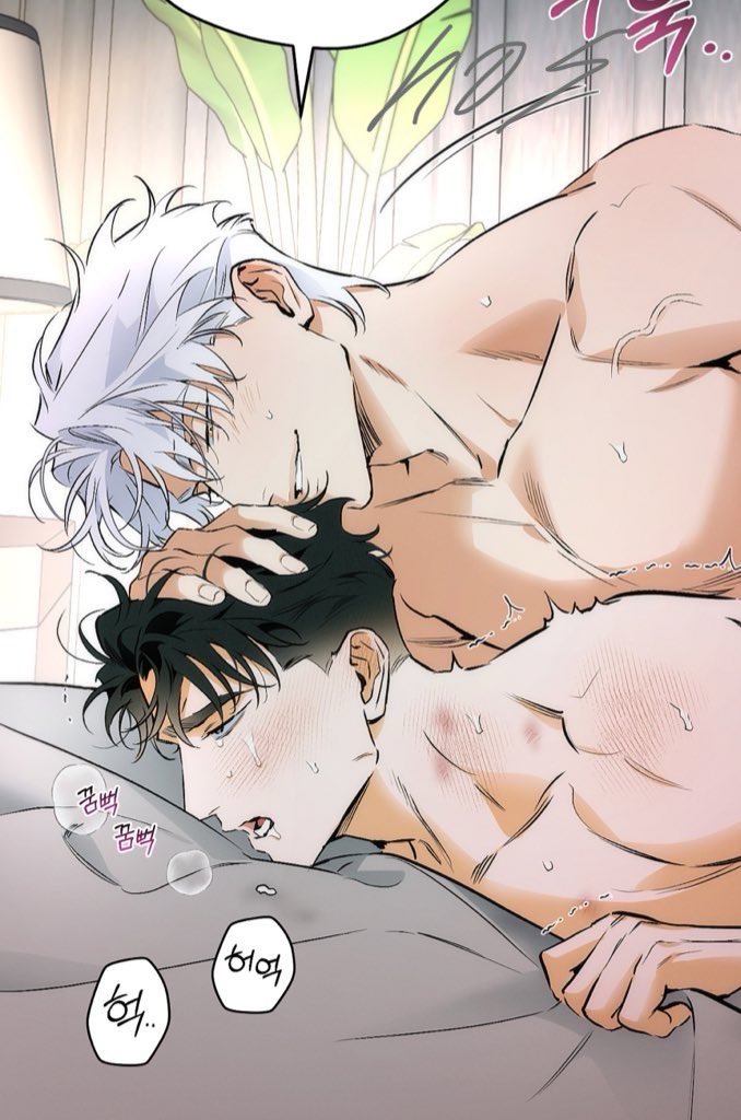 อ้ยๆๆๆ ดูพระเอกกับผัวพระเอกดิ หมาเด็กมันไม่ปล่อยพี่เขาไปจริงๆ มาให้หมามันเลียปากแล้วครั้งนึง คิดว่าจะหนีพ้นหรอ ละในความหน้าเจ้าเล่ห์กลัดมัน มันโคตรใส่ใจ กลัวพี่จะเจ็บ จะไม่ตะบี้ตะบันใส่เข้าไป ต้องเตรียมให้พี่ดีๆ