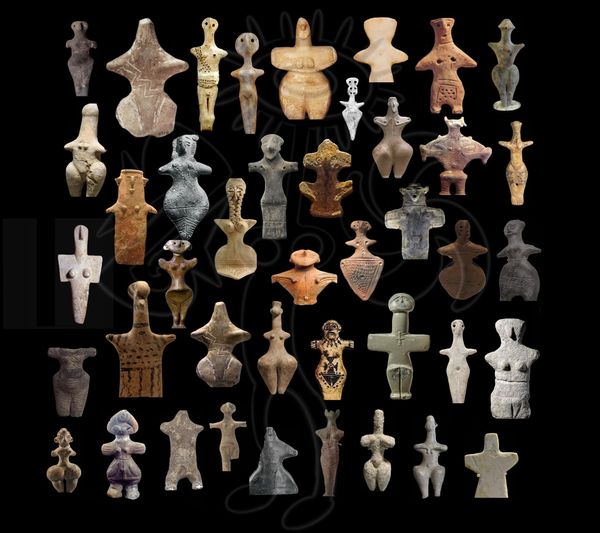 MC_Floh's tweet photo. #Depictions from all over the world:
Same (#Alien) "#Visitors" or just banal "Cultural #Transfer"?
🧐🤔
• Cruciform Figurines & #Bird Goddesses (tl)
• Mother Goddesses & #Eye Idols (tr)
• Neolithic #Snake & Bronze Aage Bird goddesses (bl)
• #Dragon Eyes (br) https://t.co/9d4Lgyobf4