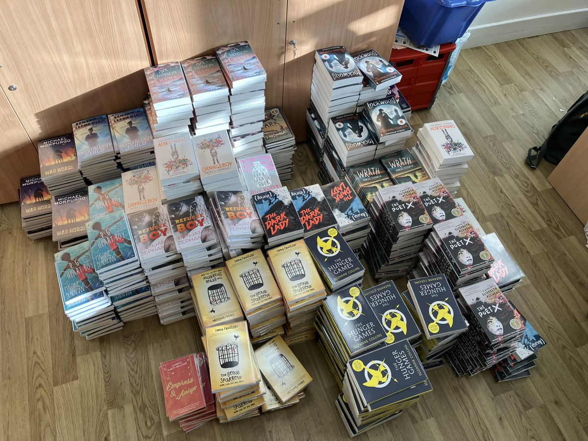 Exciting delivery @LewesPriory over the holidays for our new tutor time reading programme, thanks to the generosity and support of the Friends of Priory. Can’t wait to get started!