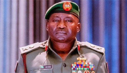 [#ICYMI] Plateau Attack Carried Out To Make Tinubu’s Government Look Stupid – Defence Chief reubenabati.com.ng/news/plateau-a…