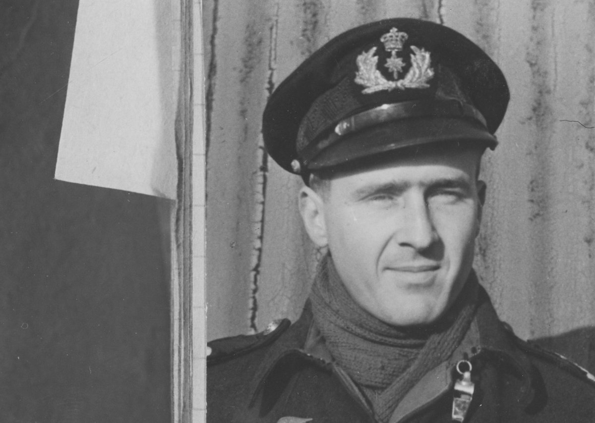 De laatst levende vlieger van het 320 Dutch Squadron, André Hissink, is op Nieuwjaarsdag overleden. De #veteraan vloog tijdens WO II in tientallen missies boven Frankrijk, Nederland en Duitsland, en leverde daarmee zijn bijdrage aan de #vrijheid waar we hier nog altijd in leven.