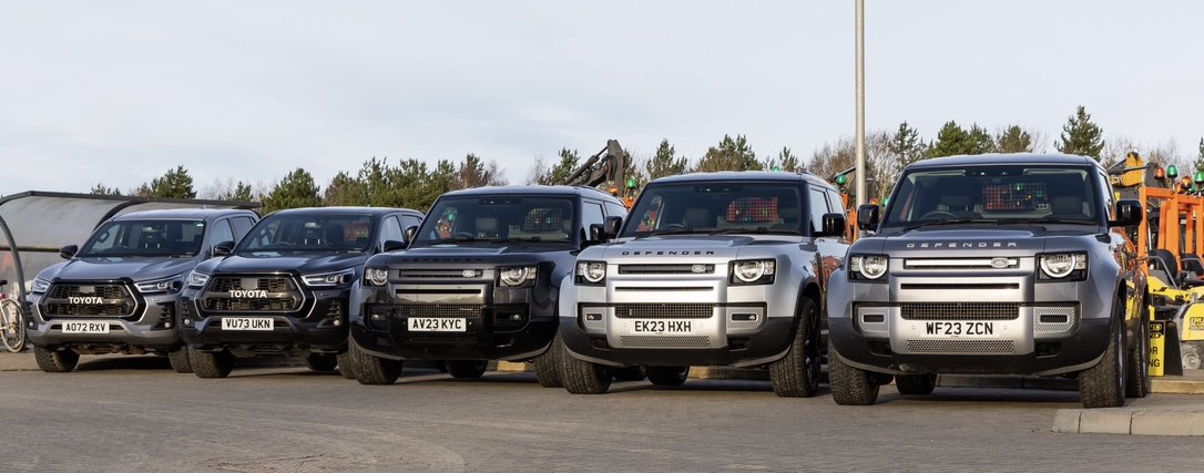 Tru Rent offer the the most modern,high and workhorse spec 4x4’s on the rental market, backed by service levels only a family business can provide contact hire@tru7.com. tru7.com We are a true Suffolk family business #4x4hire #hilux #defender #planthire #sizewell