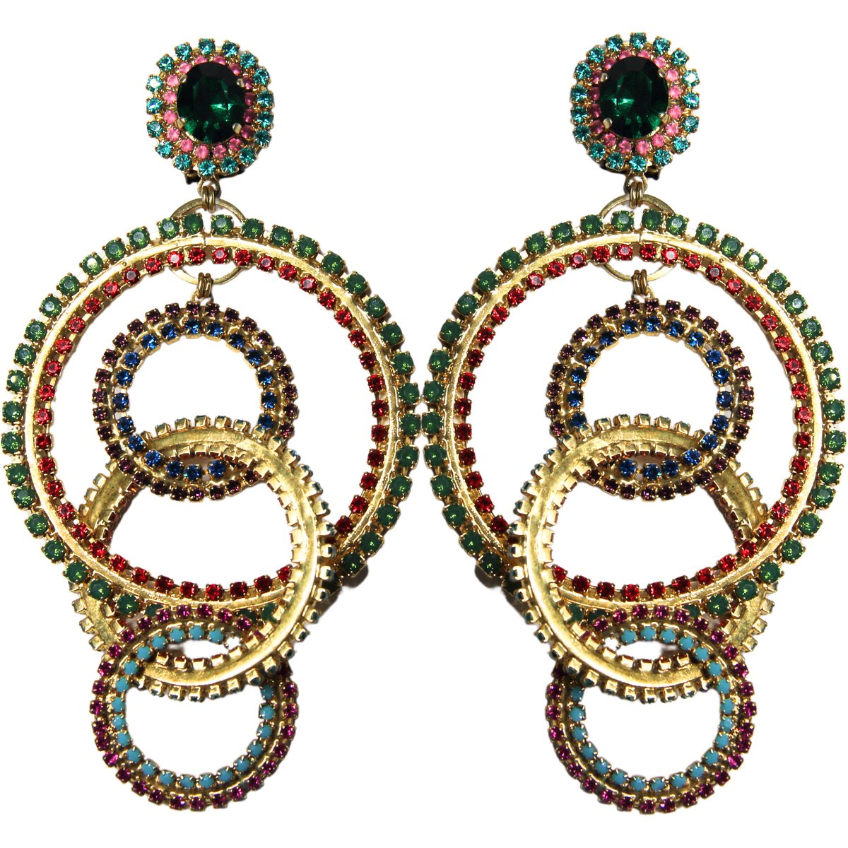 Hello 2024! We now have our an EXTRA 25% OFF our sample sale and an EXTRA 15% OFF our archive #sale! (discount added at checkout) vickisarge.com

#vickisarge #handmadecostumejewellery #partywear #luxurycostumejewellery #jewellerylove #londonshopping #london #januarysale