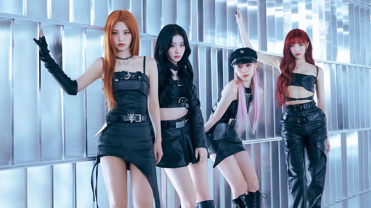 ITZY_YouTube's tweet photo. DROP THE TAGS! 

🎯: 150 Replies and 100 RT

ITZY CROWNED UNTOUCHABLE
#ITZY_UNTOUCHABLE_MVTeaser 
@ITZYofficial https://t.co/2MXTSk89FI