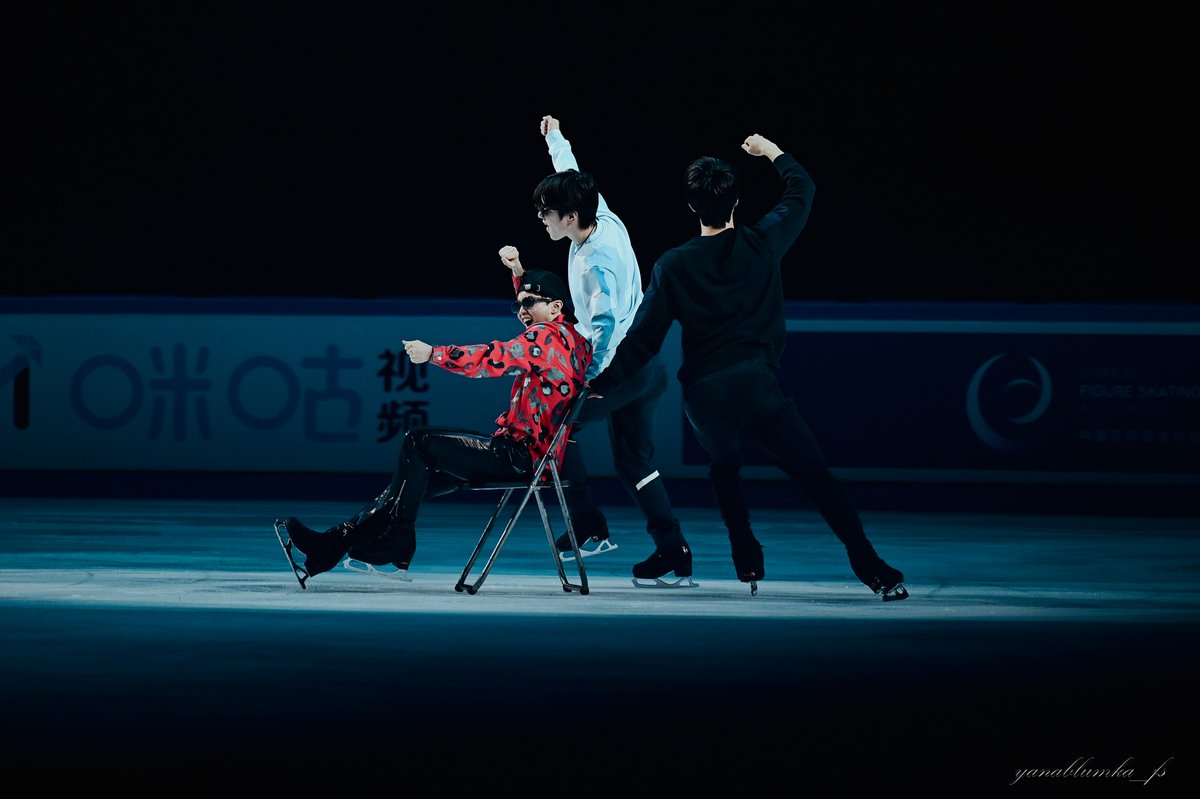 Kazuki with Shoma and Sota during the Gala‍😆️‍🔥 

#友野一希
#宇野昌磨
#山本草太
#CoC23