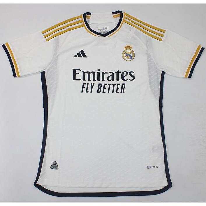 DonShelby_'s tweet image. Comienzo el año como lo acabé: sorteando camisetas de Jude Bellingham.

El ganador podrá escoger la que más le guste de nuestras tres equipaciones.

- RT este tuit.
- Seguir a @Ctinfo_17 
- Ser seguidor mío.

Doy ganador el sábado después del Arandina - Real Madrid. ¡¡Suerte!!