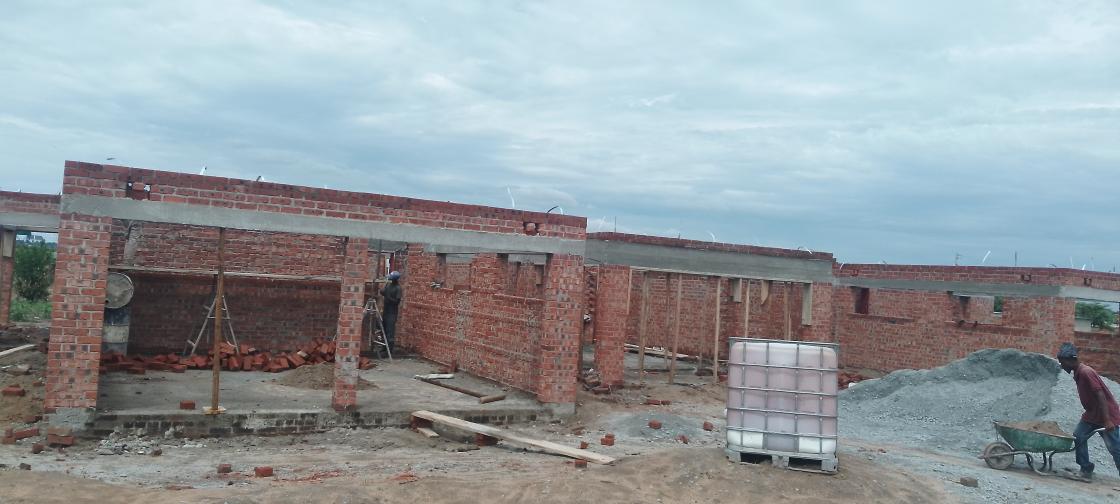RolackGroup's tweet photo. ✓Architectural designs
✓Structural brickwork
✓Roofing
✓Electrical installations ie wiring tubing 
✓Plumbing
✓Finishes ie plastering, flooring &amp; skimming
✓Ceilings
✓Tiling
✓Painting

Contact Rolack complete Construction

Call:+263777410923

 https://t.co/kMAtrQjn7p https://t.co/6RKSsgWMO3