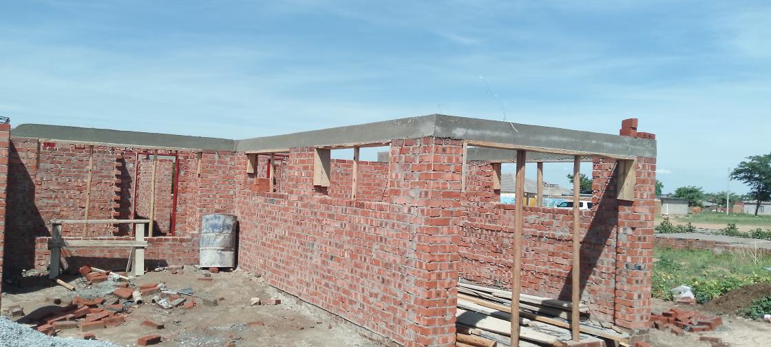 RolackGroup's tweet photo. ✓Architectural designs
✓Structural brickwork
✓Roofing
✓Electrical installations ie wiring tubing 
✓Plumbing
✓Finishes ie plastering, flooring &amp; skimming
✓Ceilings
✓Tiling
✓Painting

Contact Rolack complete Construction

Call:+263777410923

 https://t.co/kMAtrQjn7p https://t.co/6RKSsgWMO3