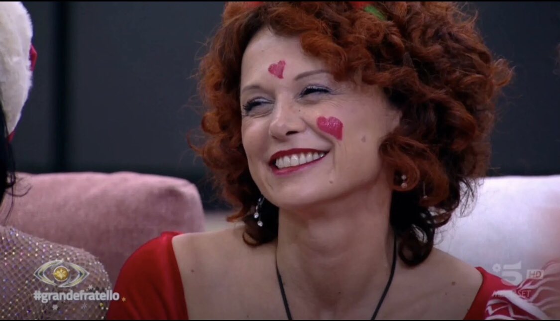 #Beatrice ti facciamo le più sentite condoglianze… ci mancherai nella casa del #GrandeFratello ti siamo vicini in questo momento non facile😢🙏🏻 un abbraccio grande da tutto lo staff di #qmagazine 🙏🏻❤️