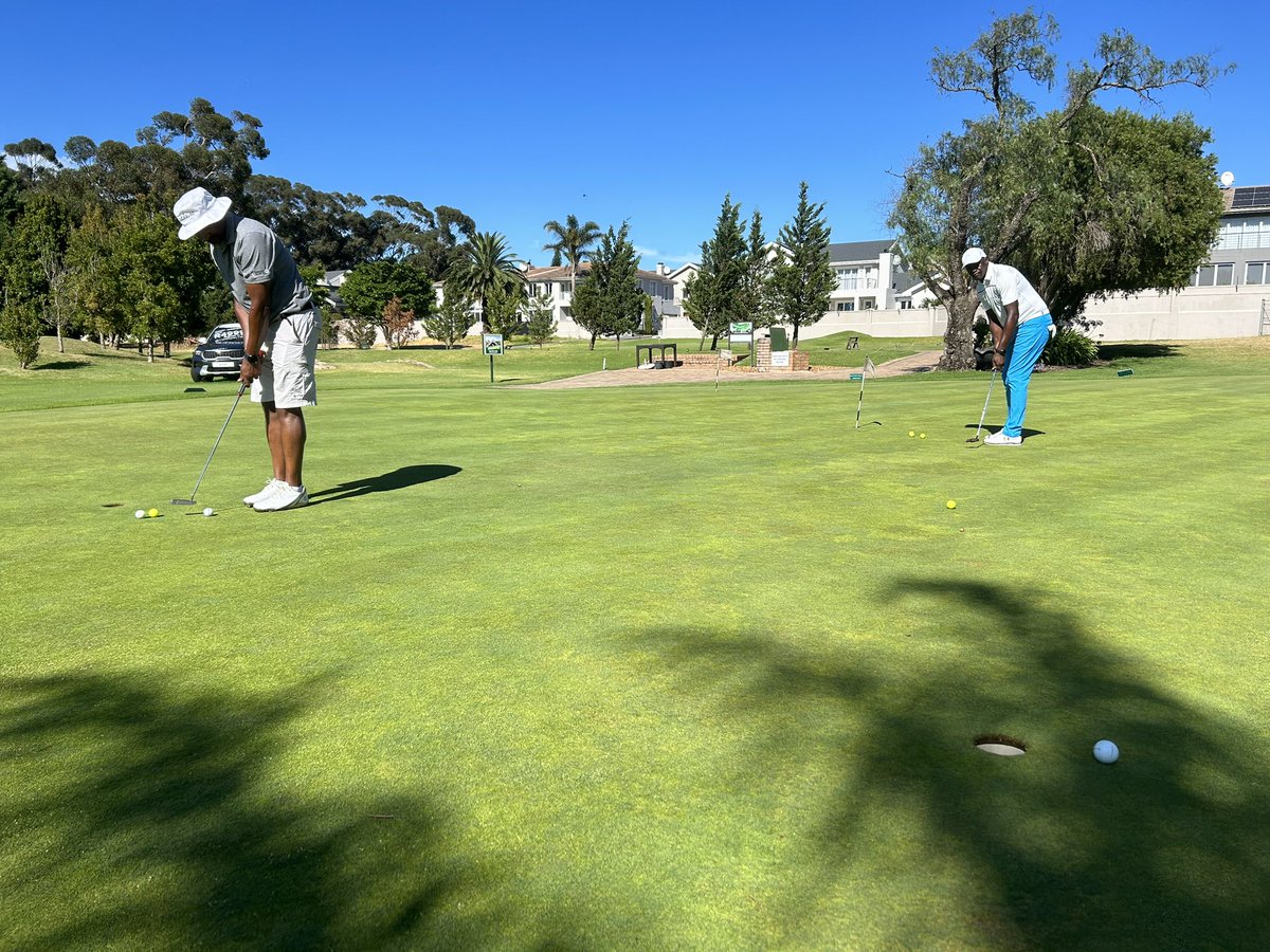AllAccessZA's tweet photo. Checked-in.

Putting green ✅
Walkability ✅

⛳️ @DurbanvilleGolf https://t.co/uJn0CAZFSn