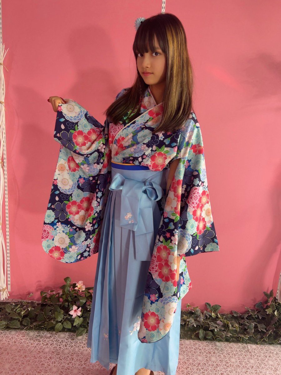 Lin_0407's tweet photo. 2024年初ライブありがとう♡
明日も待ってる🩵💜(っ ॑꒳ ॑c) https://t.co/Cd52r1LIZp