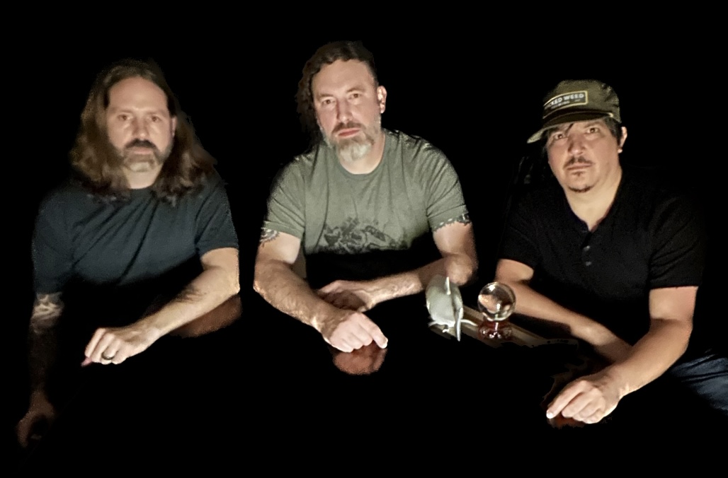 dbmagazine's tweet photo. Raleigh melodeath trio Into the Deep bring the nautical nastiness with their new album "Blackfin." Shark week is here early. https://t.co/tXem4QeGkx #IntotheDeep https://t.co/OaEPxr8LgG