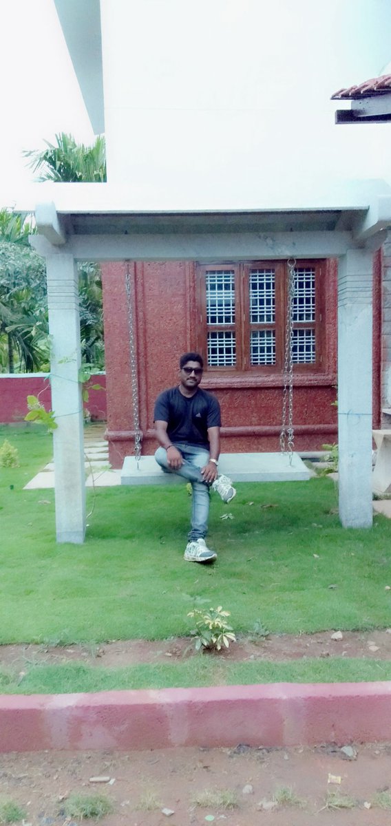 Ravis05403487's tweet photo. @YashHrithikian My age 56 https://t.co/I1Cp1XeUVR