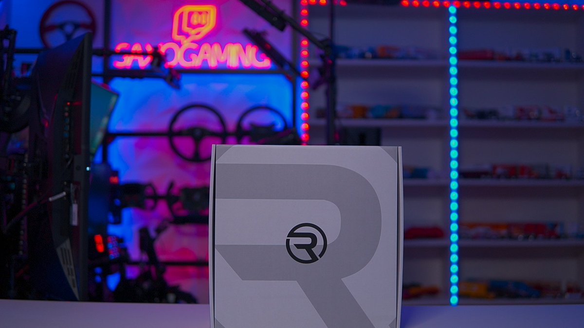 ¡Unboxing en directo!

Twitch.tv/Saxogamingtv