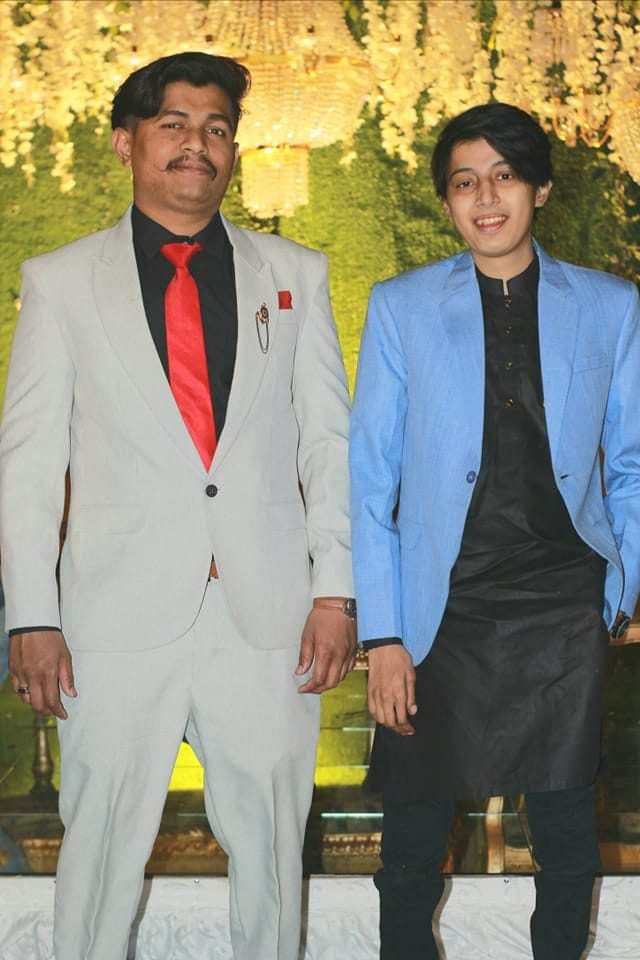 SmileWith1smail's tweet photo. Happy Birthday to you my bade Bhai Ji 🎂

May you get all the happiness and success you want in life 🤗💖
Tum jiyo hazaron sal he yehi meri dua 😇🤲🏼 https://t.co/ylDDXA2M1l