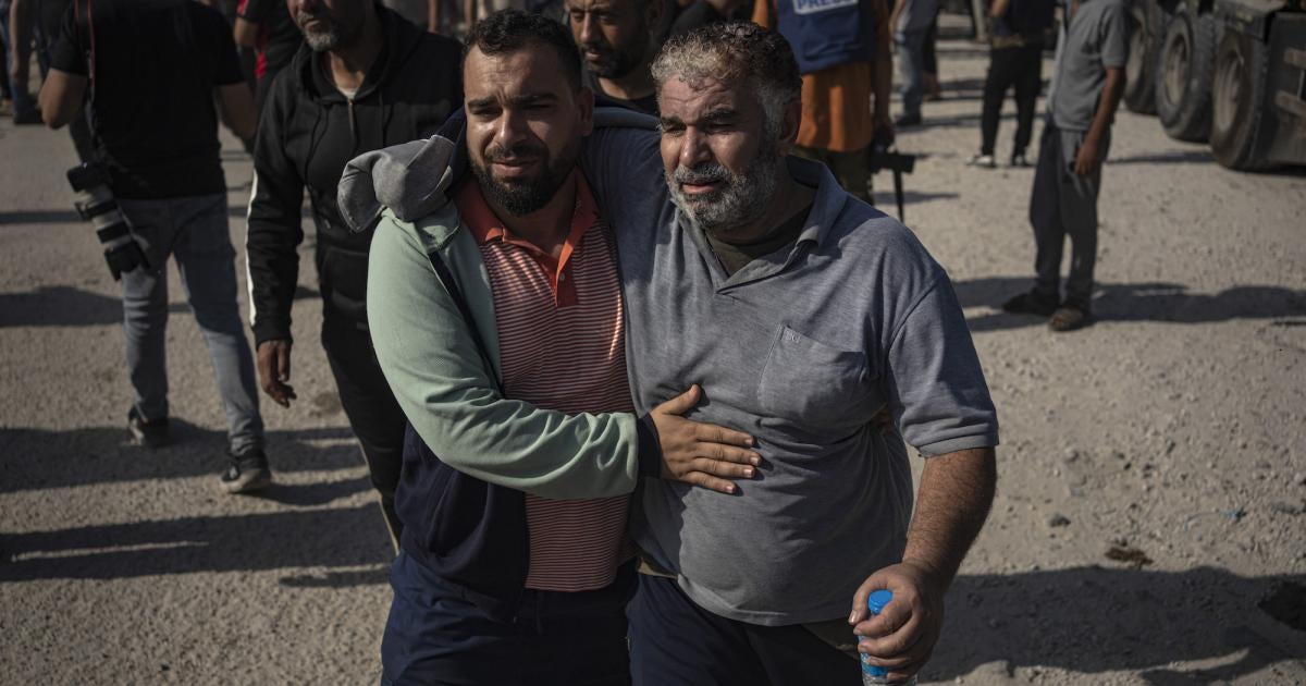 NEW: Israel held thousands of workers from Gaza in incommunicado detention for several weeks following the October 7 attacks. 'We stayed blindfolded and cuffed [with zip ties on our hands and feet] for 10 days,' one man said. trib.al/t2gpcIY