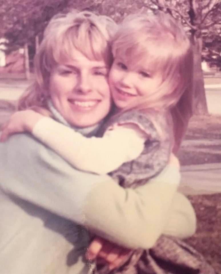 jordanroberts8's tweet photo. Please 🙏 Retweet: When I was 7, my mom would’ve died from an actopic pregnancy had we been living in today’s Texas. #VoteBlue The @GOP is legislating our vaginas! #reproductivehealthcare @Frances_Fisher @BillyBaldwin @JillWineBanks @amyklobuchar @MrJoshCharles @marwilliamson https://t.co/0t7SudX7Ys