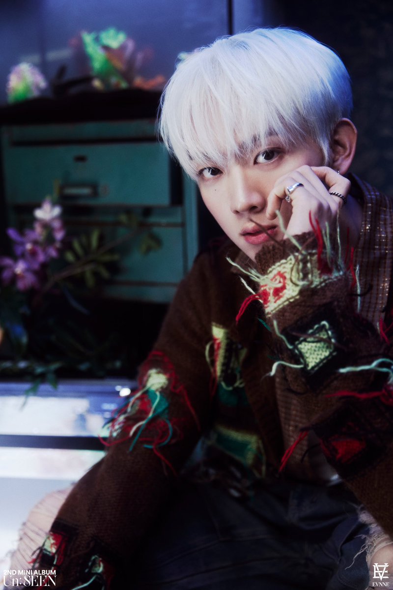 EVNNE 2nd Mini Album 
[Un: SEEN]
 
Concept Photo vulnerable ver.
#유승언 #YOOSEUNGEON
 
#EVNNE #이븐 
#Un_SEEN 
#20240122_6PM