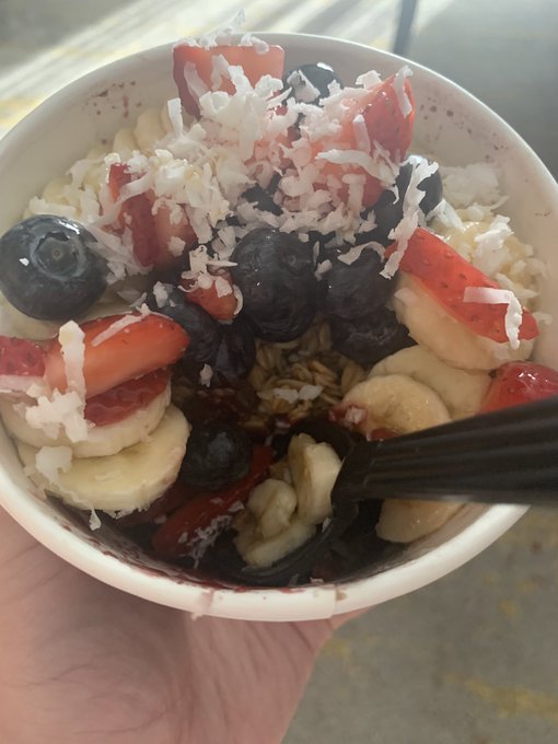 A&ccedil;a&iacute; bowl morning   What did you have for breakfast? https://t.co/xPOS9p9Bv4<a href="/tag/mvsales"class="tags"><span>#mvsales</span></a>