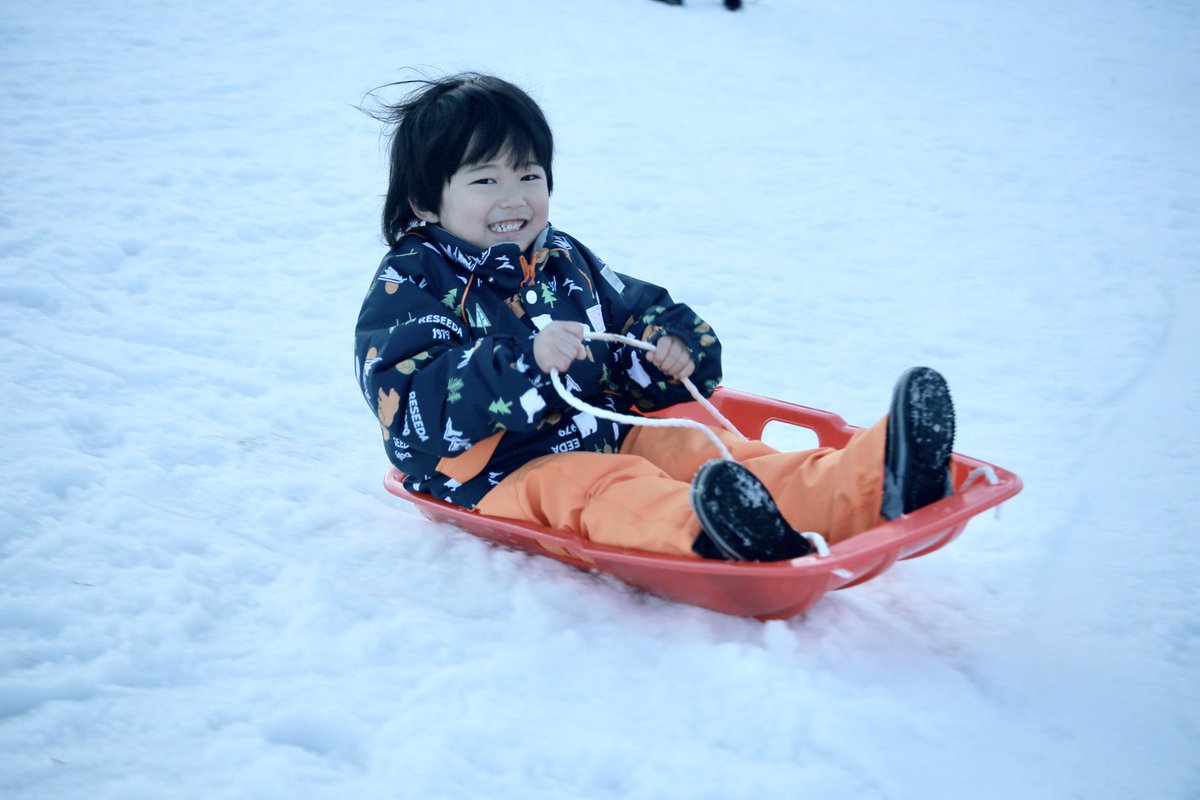 mimimi2339's tweet photo. 2024年雪初め☃️🛷
楽しそうにすべってました◎ https://t.co/Mfv2tgfm7O